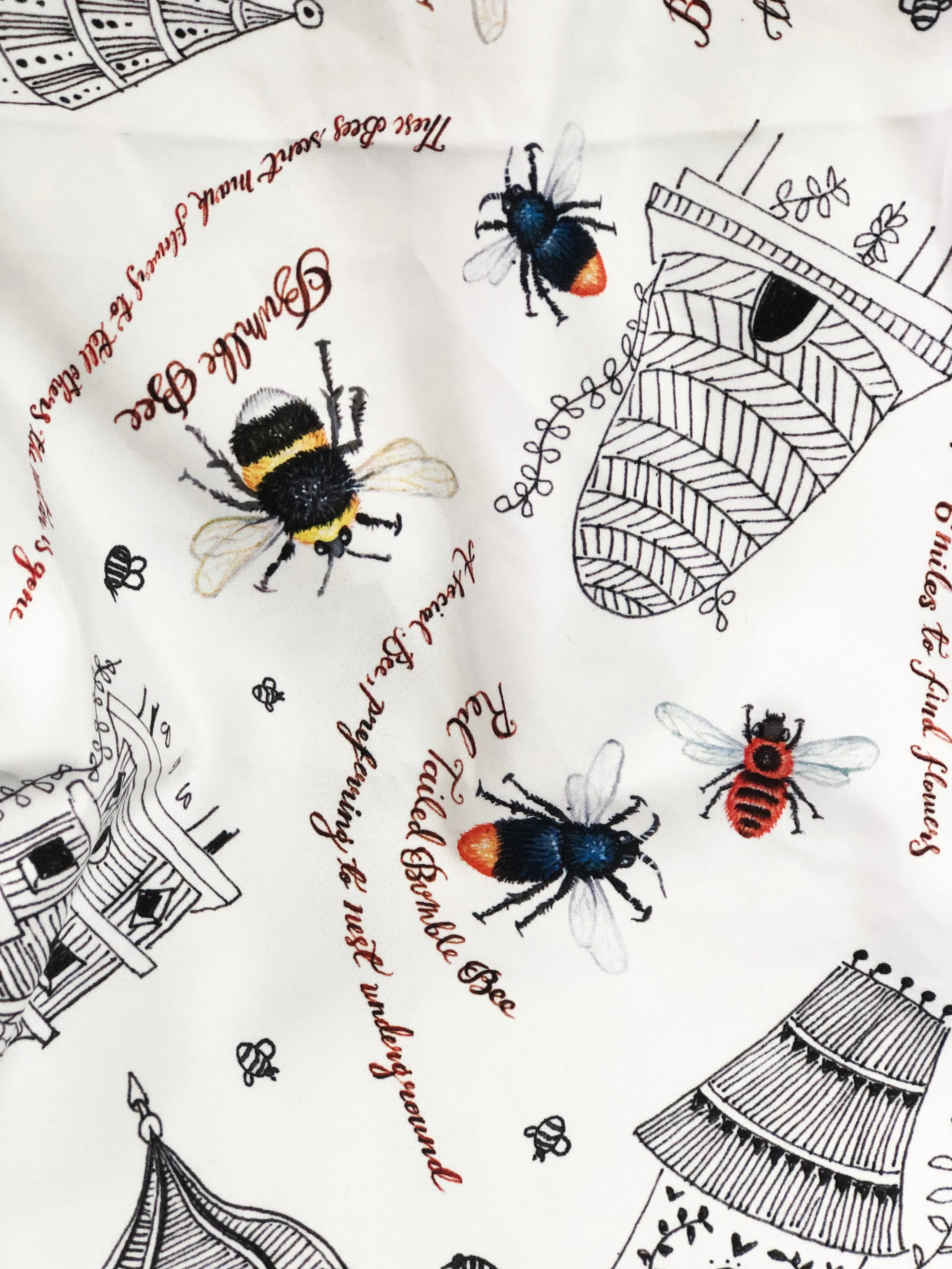 Bees XL PACMAT Picnic Blanket