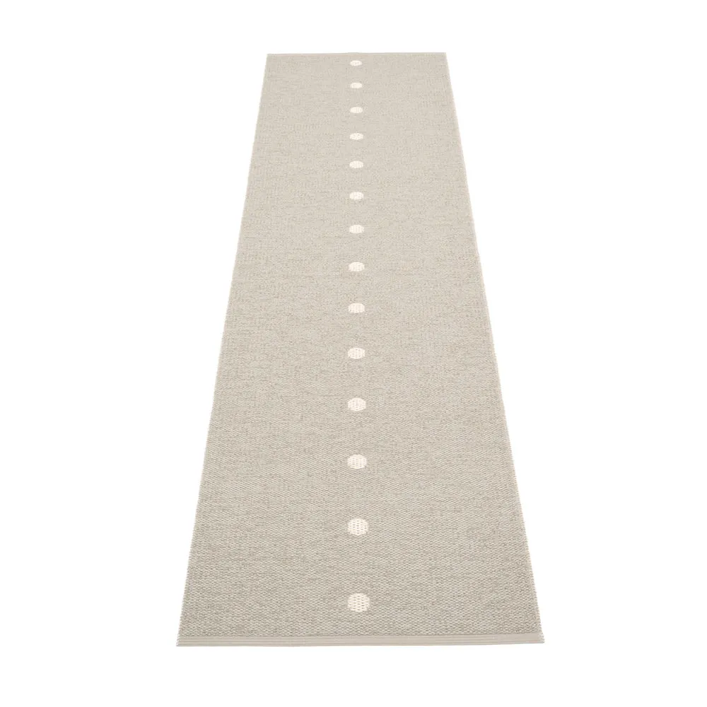 Ferry Road Plastic Floor Mats Linen/Vanilla (Multiple Sizes)