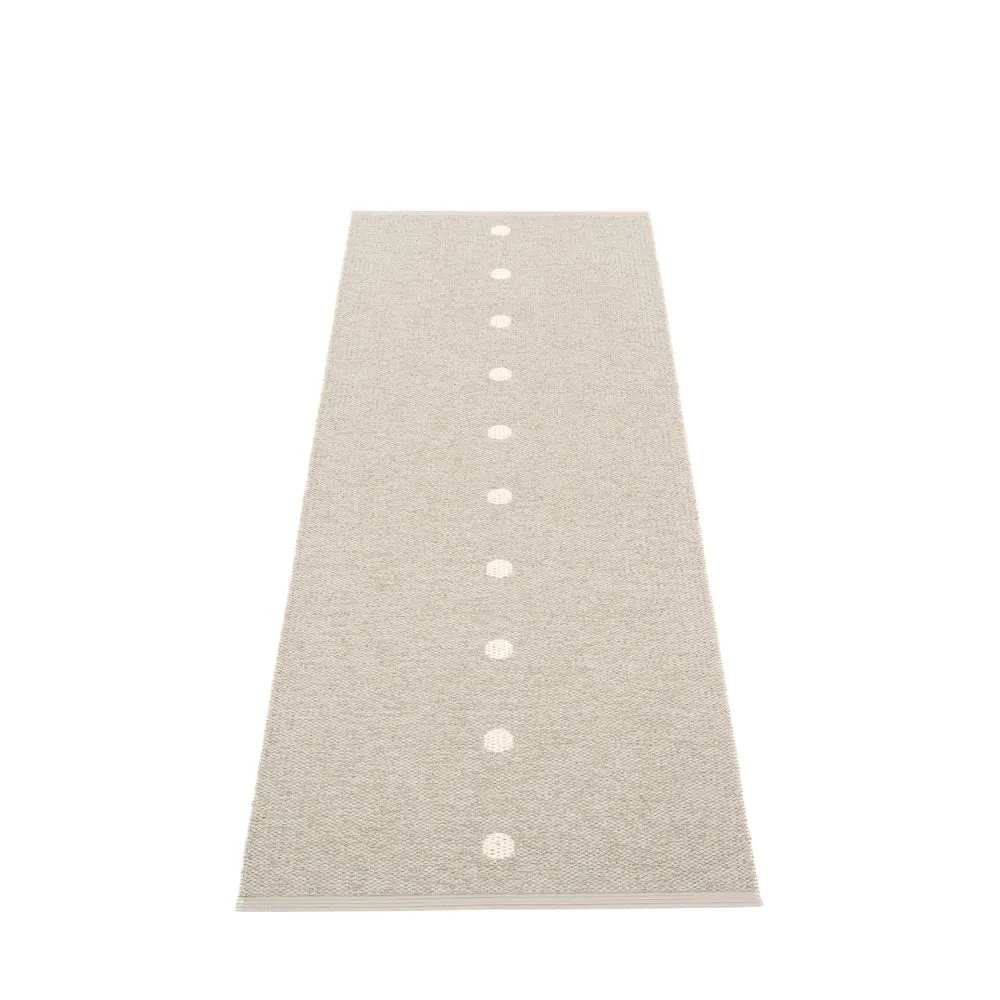 Ferry Road Plastic Floor Mats Linen/Vanilla (Multiple Sizes)